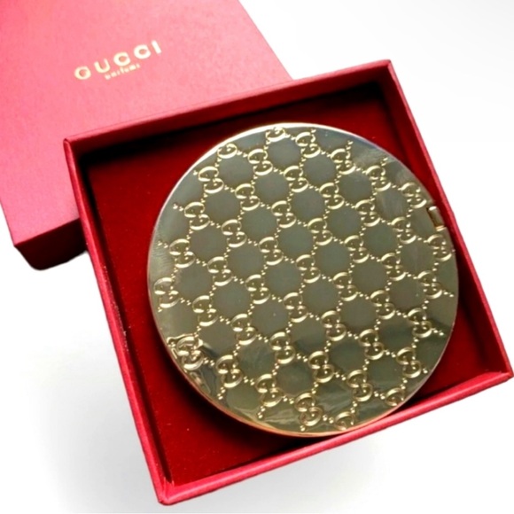 Gucci Accessories - Gucci mirror in box 3” NWOT